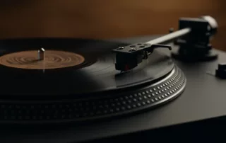 Por qué la última canción del vinilo suena peor